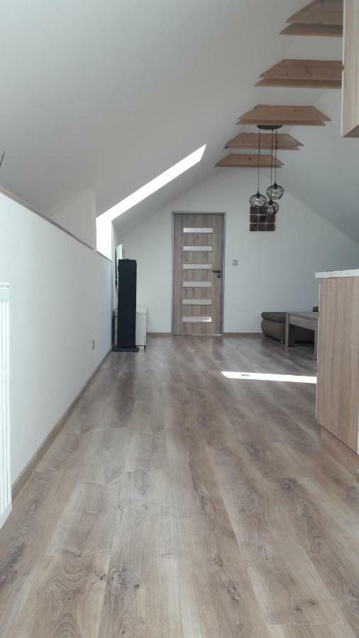 Apartman Za-Ka 1 Ubytovani Litovel Cervenka Exterior foto