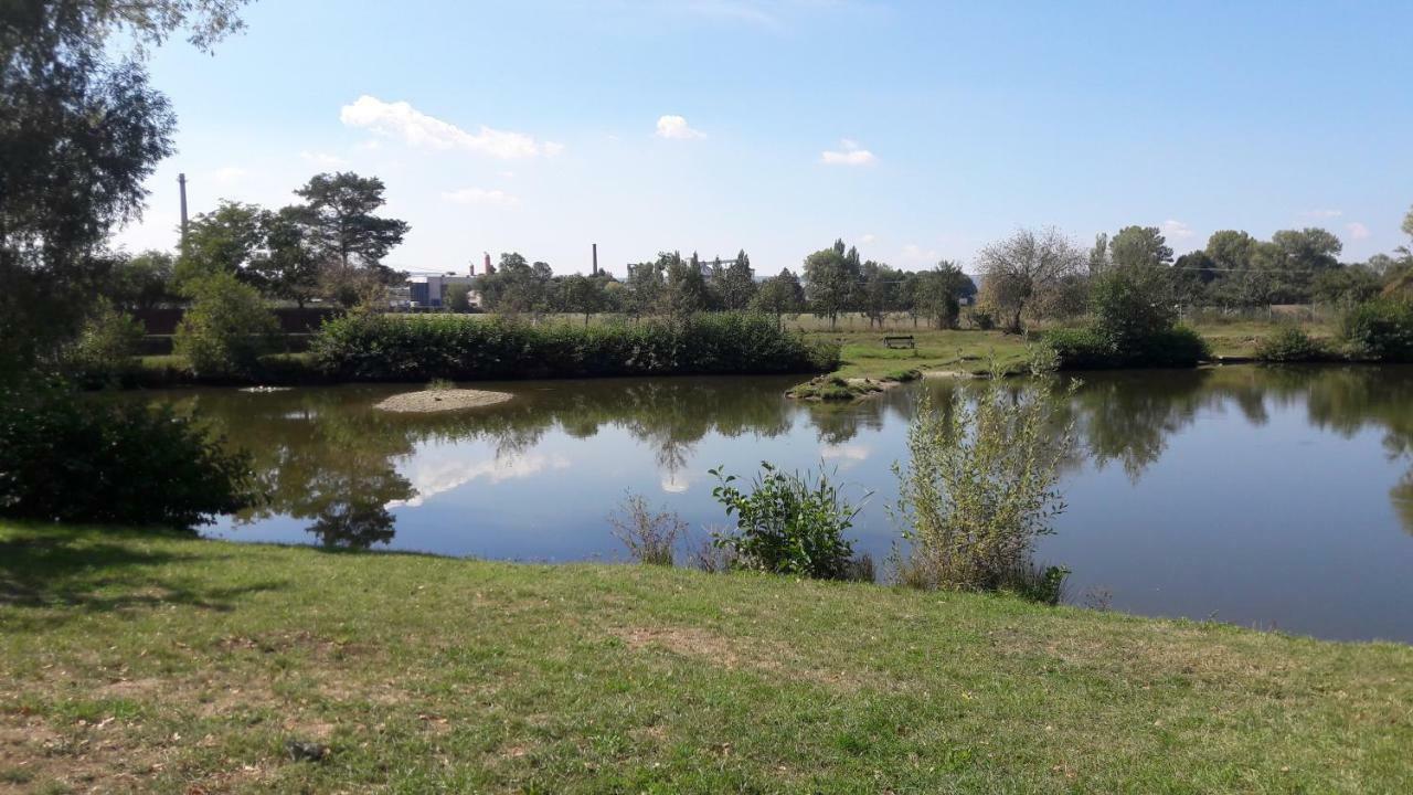 Apartman Za-Ka 1 Ubytovani Litovel Cervenka Exterior foto